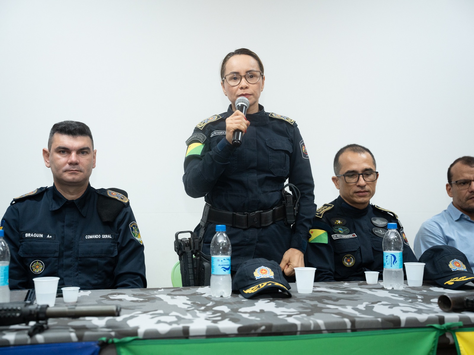 A comandante-geral da PMAC, coronel Marta Renata, presidiu a solenidade. Foto: Davi Barbosa/PMAC